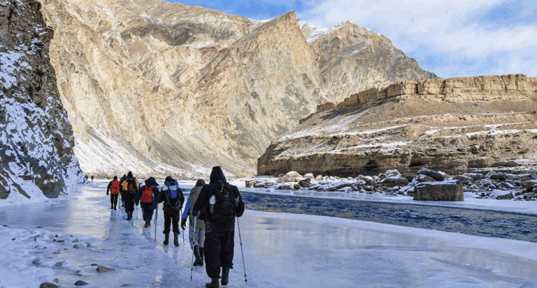 Chadar Trek Ladakh – Walk On The Frozen Zanskar River 